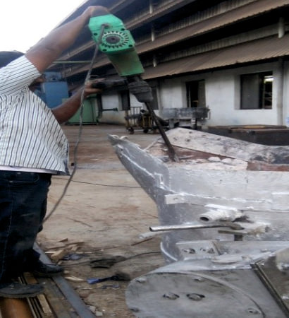 Thermlyte aluminium ladle dismantling work